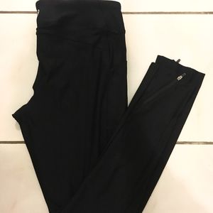 ASICS LEGGINGS / SIZE LARGE